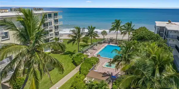 4450 Highway A1a
