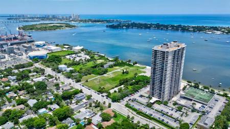 5600 N Flagler Drive