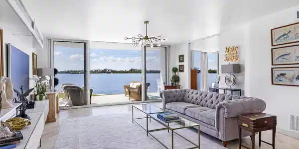 2760 S Ocean Boulevard W