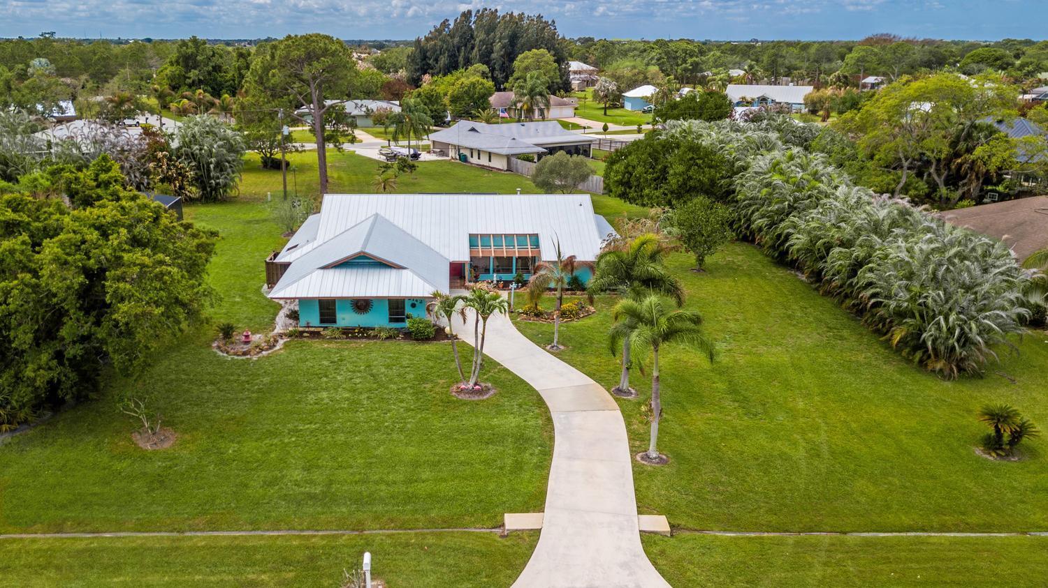 Image 4: OVER 1/2 ACRE