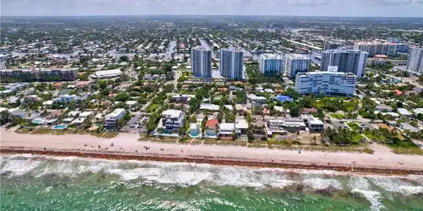 2715 N Ocean Blvd