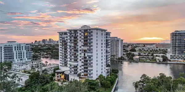 777 Bayshore Dr