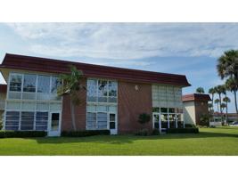 6 Vista Palm Lane