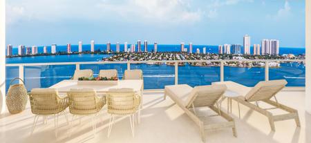 220 Lake Shore Drive