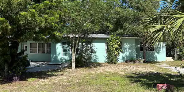 578 Caribbean Circle