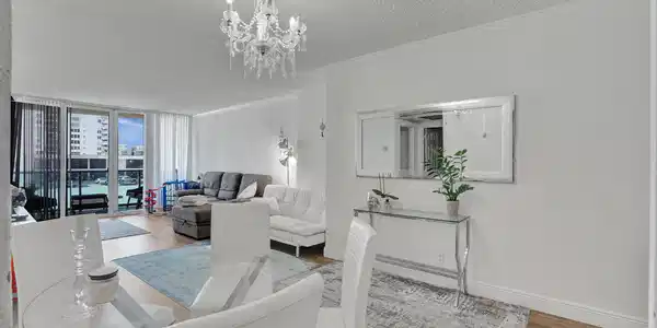 2501 S OCEAN Drive
