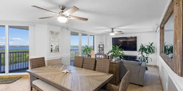 5049 N Highway A1a