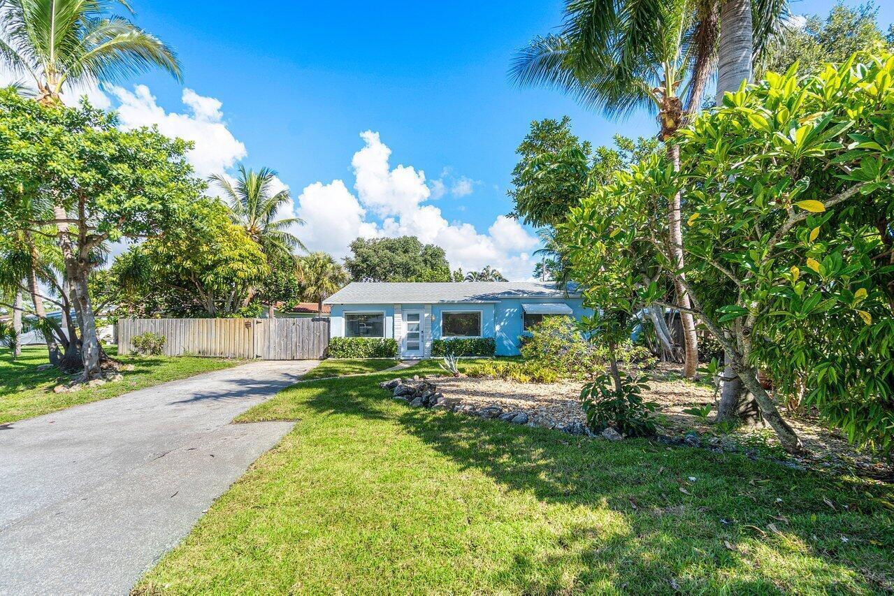 Image 2: 002-139ProspectRoad-Lantana-FL-33462-SMA