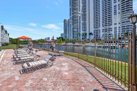 3440 NE 192nd Street