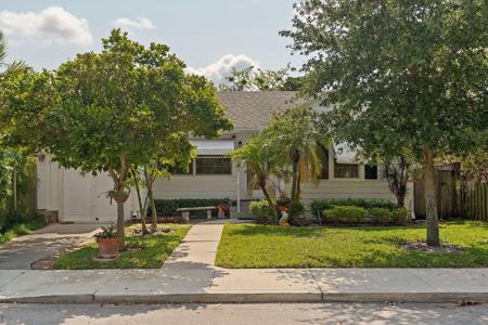 318 N Ocean Breeze