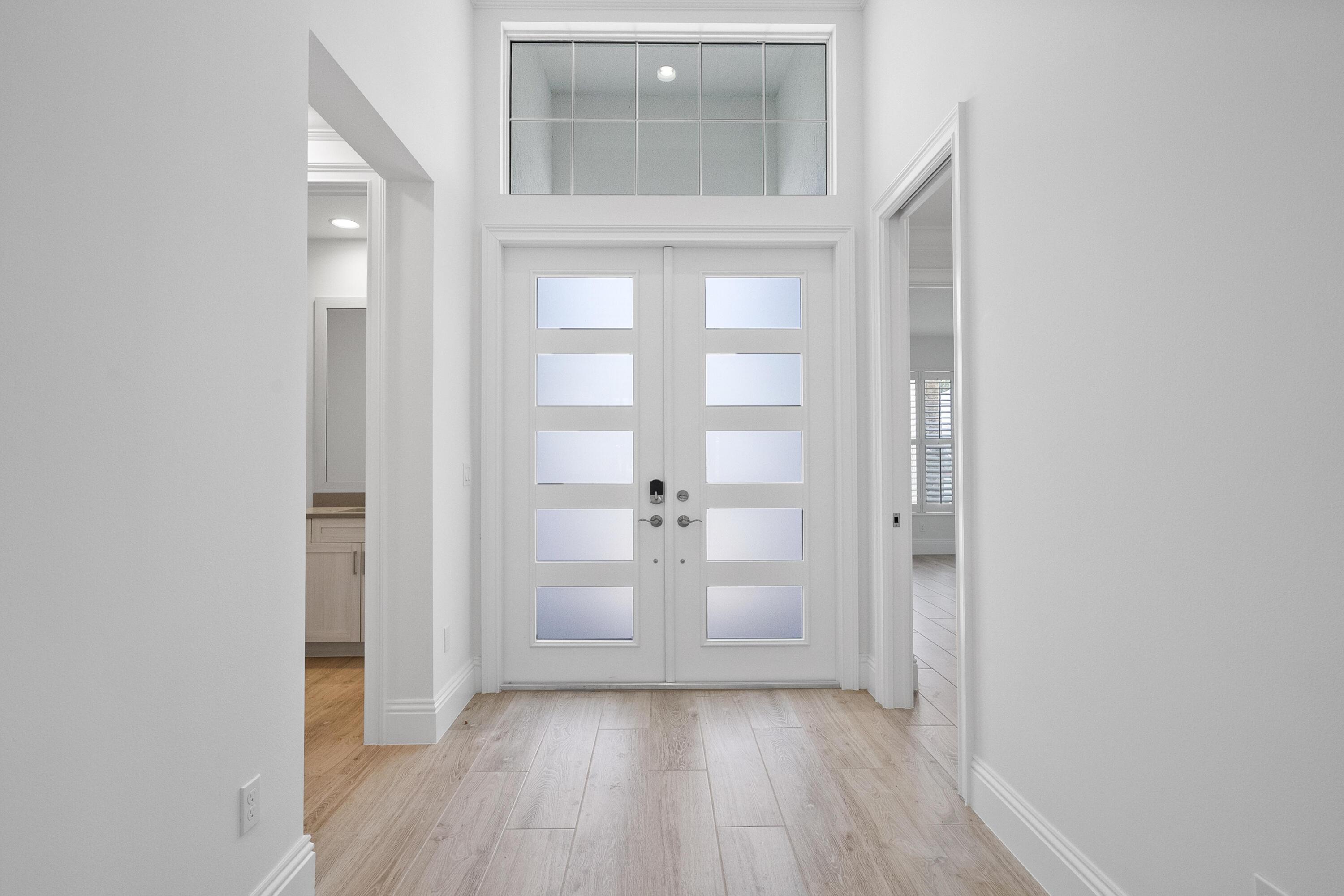 Image 3: 4226 Lucya Point Way - Cypress - Foyer