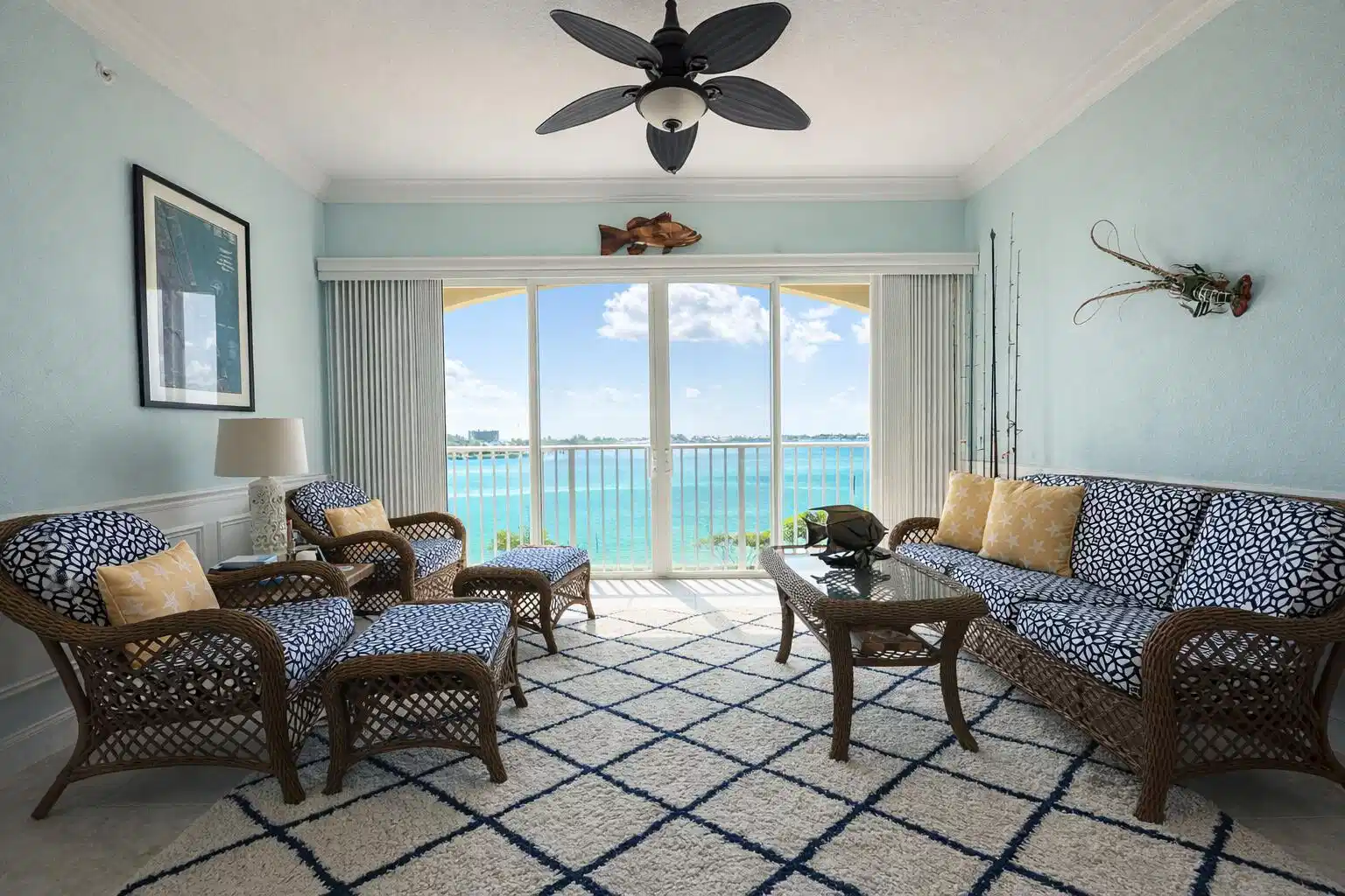 Image 1: 21-PH02 Florida Room 2