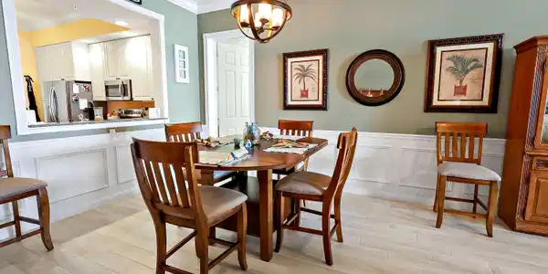 Image 4: 21-PH02 Dining Room