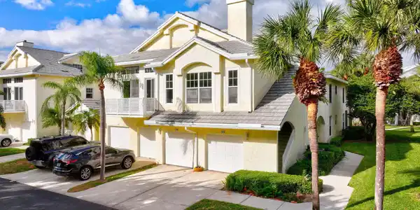 Image 3: 62-web-or-mls-DJI_20251127055921_0133_D_