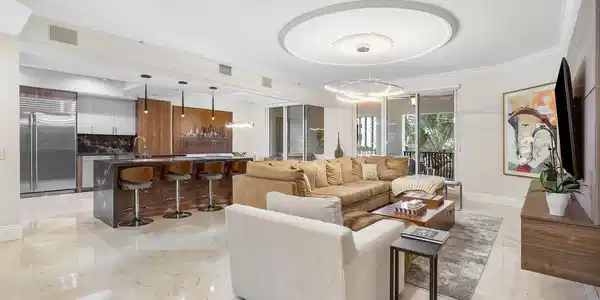 1 N Ocean Boulevard