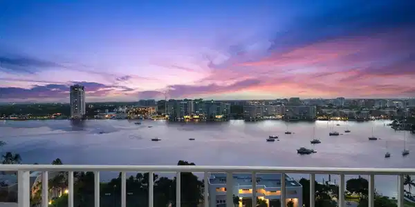 550 S Ocean Boulevard
