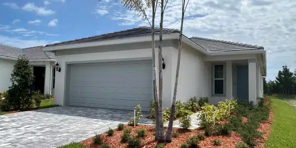 1129 Haven Circle