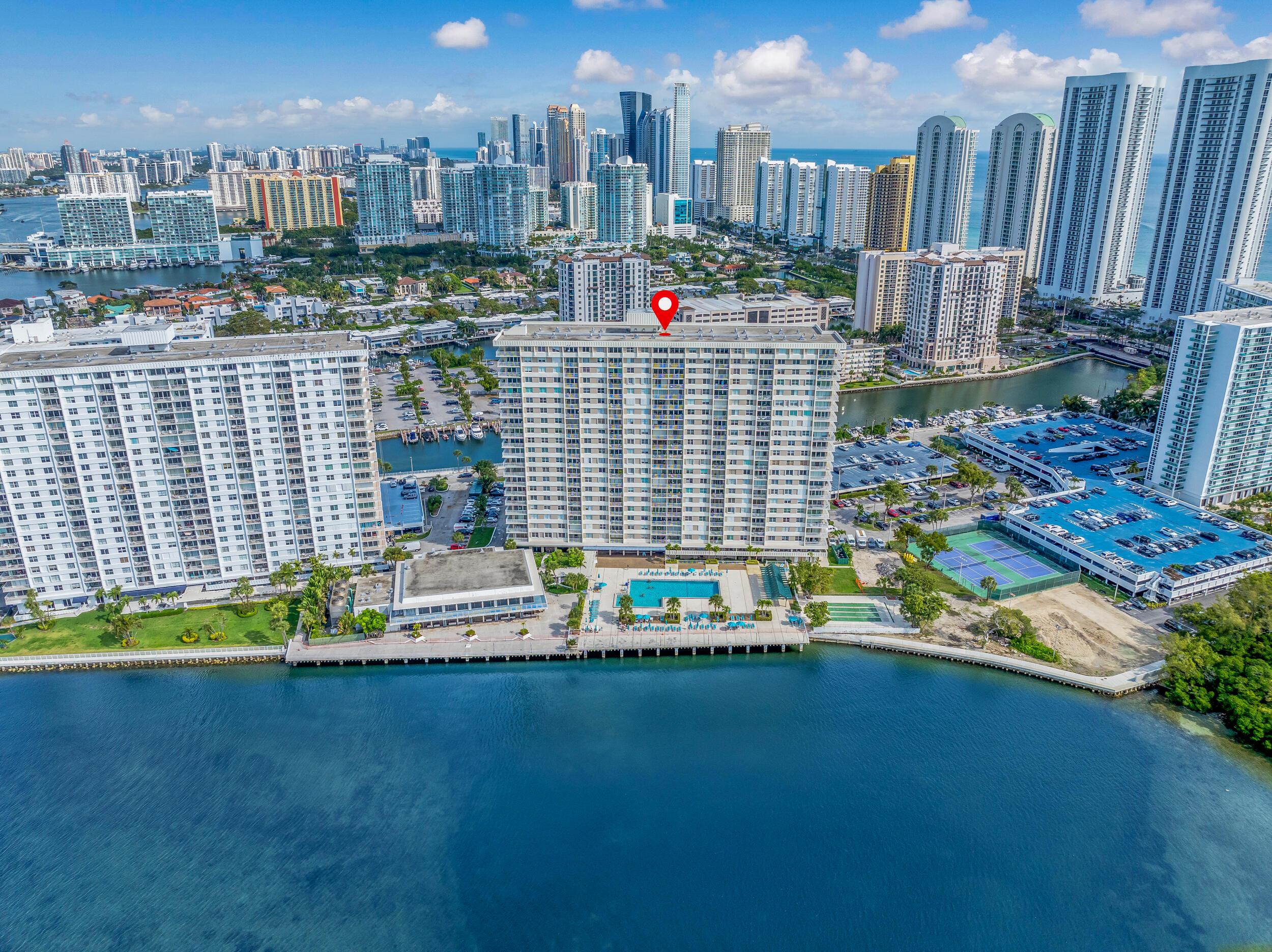 Image 2: 300 Bayview Dr-Sunny Isles Beach-Alina u