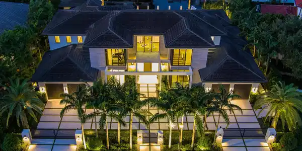 144 W Coconut Palm Road