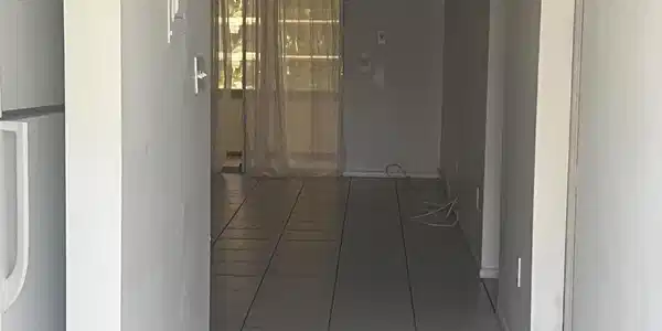 Image 2: Entry
