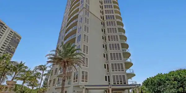 Image 2: 3920 N Ocean #9B (1)