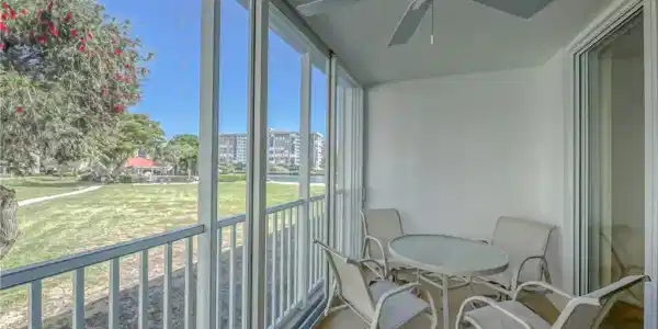 3100 NE 48th Ct