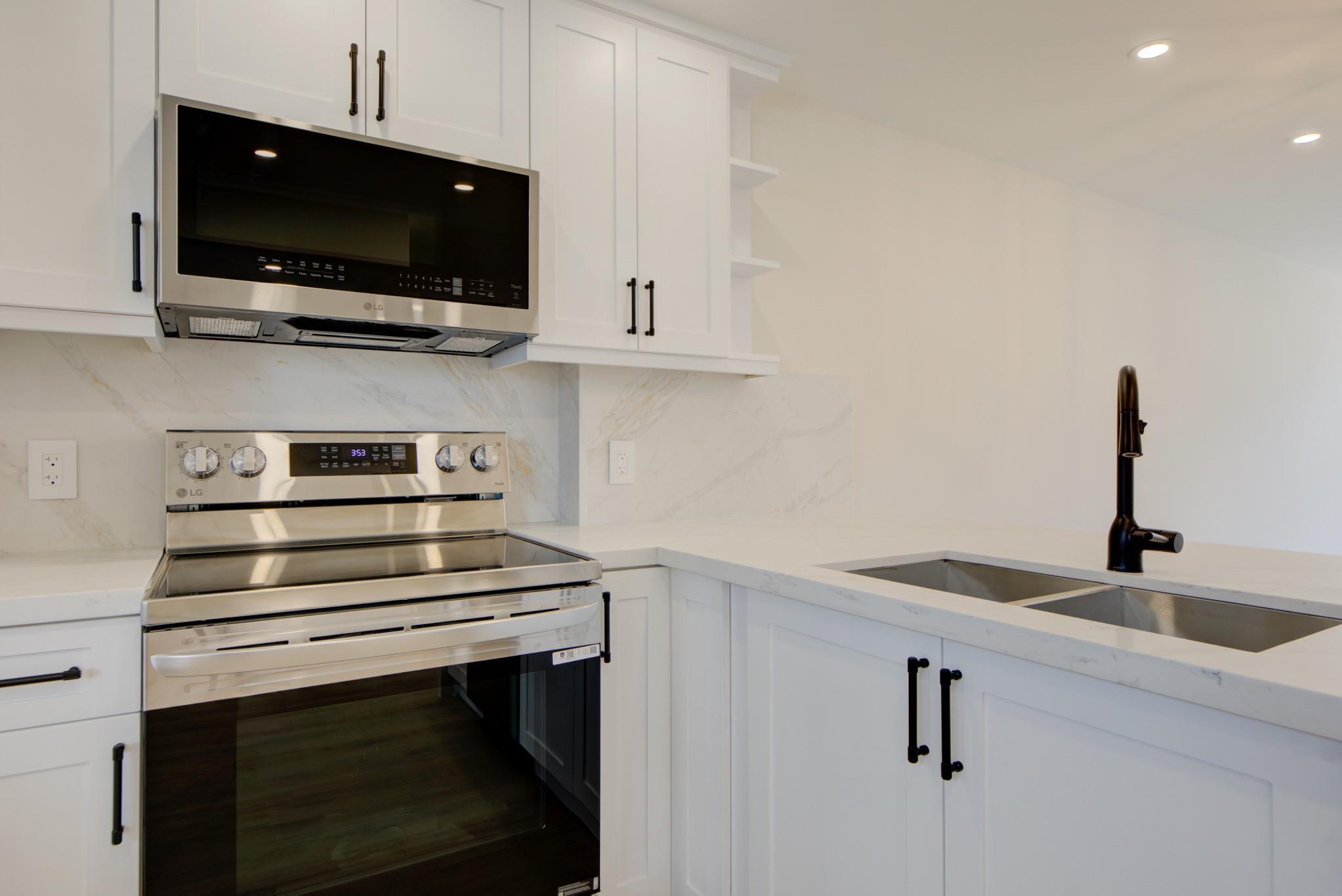 Image 3: New LG SS appliances