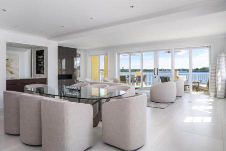 7 Royal Palm Pointe