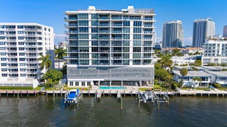435 Bayshore