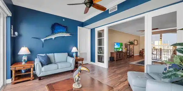 13 Harbour Isle Drive W