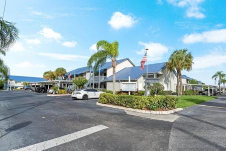 1617 NE Nautical Place
