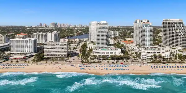 3101 Bayshore Drive