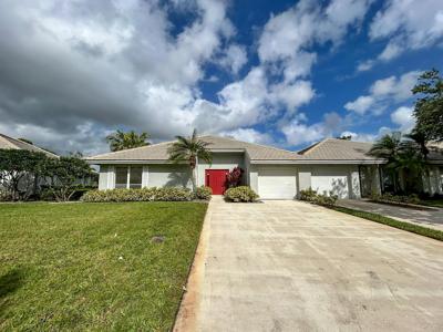 2666 SW Westlake Circle