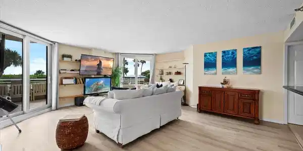 176 Helios Drive