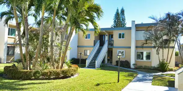 1500 NE 13th Terrace