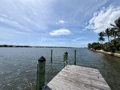 690 Island Drive