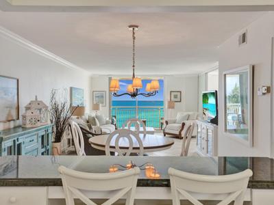 1051 Hillsboro Mile