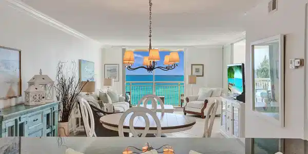 1051 Hillsboro Mile
