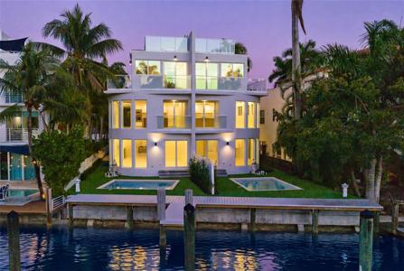 421 Hendricks Isle