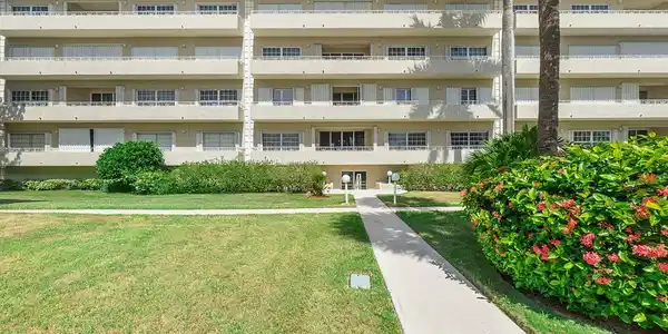 1299 S Ocean Boulevard