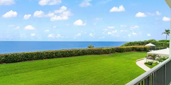 800 Ocean Drive