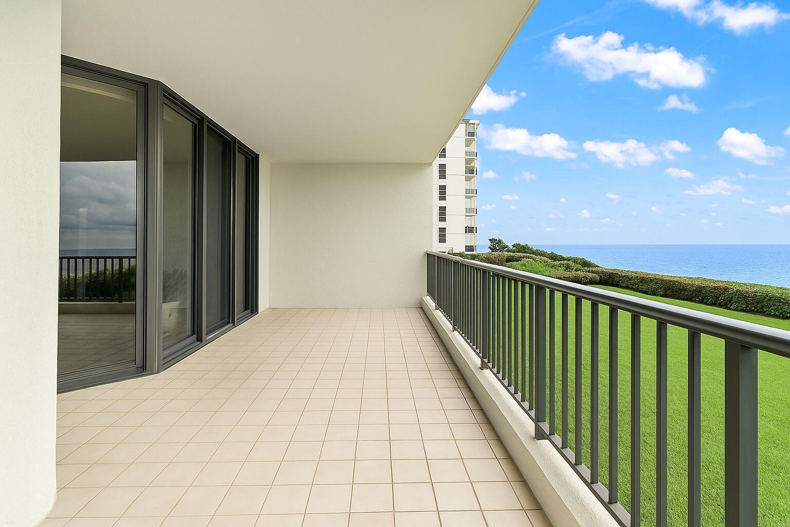 Image 4: East balcony