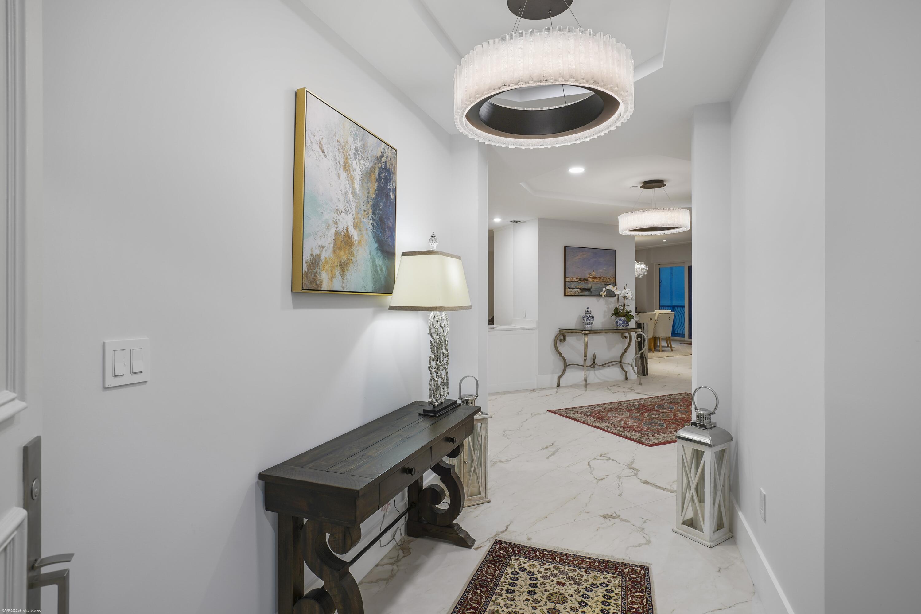 Image 3: 5150 N Ocean Dr 2001 004