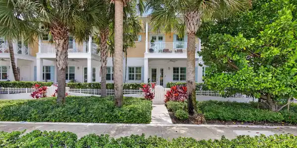 131 INLET WATERS Circle