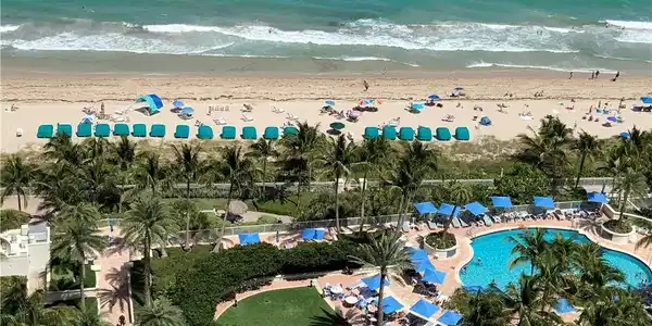 3100 N OCEAN BL