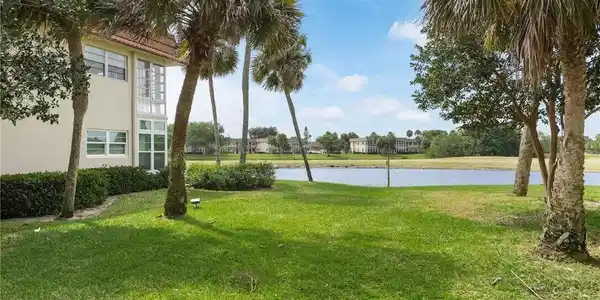 31 Vista Gardens Trail
