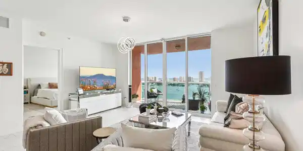 Image 2: 3-web-or-mls-Lake Shore Dr 2008-S0710-00