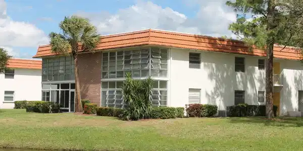 1225 NW 21st Street