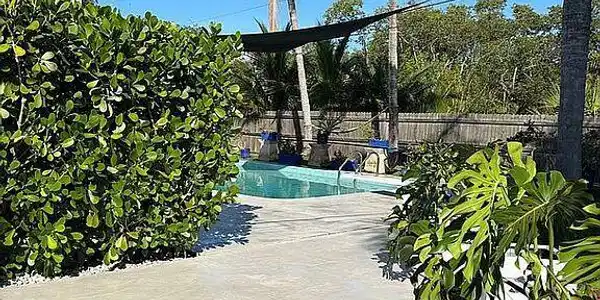 Image 3: 03_Single-Family-For-Sale-by-Owner-186-1