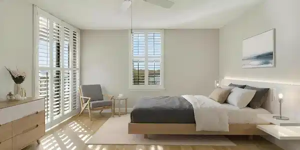 Image 3: 2